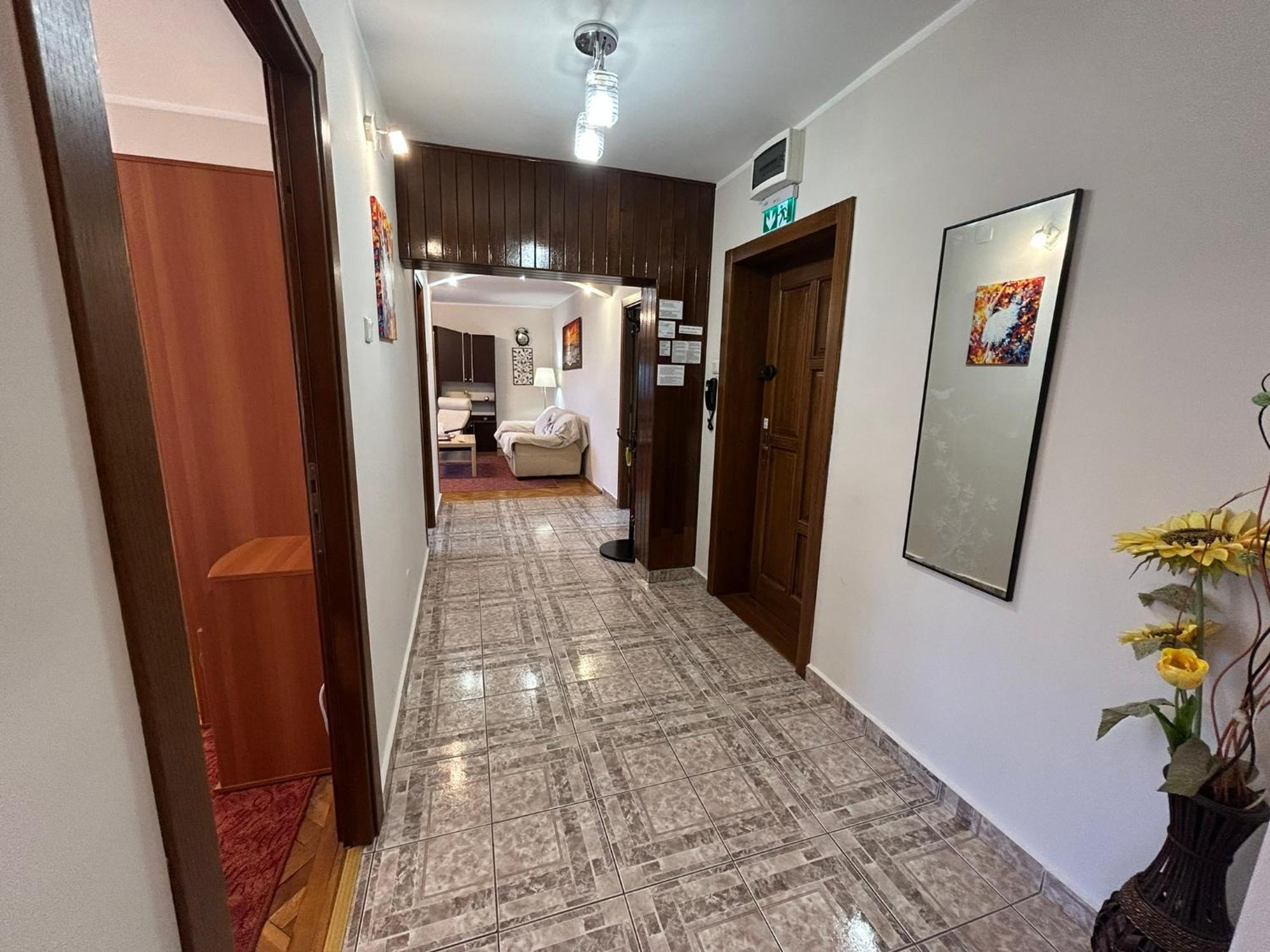 Apart. Premium Ultracentral, 3 Camere Loc Parcare. Ploieşti Exterior foto